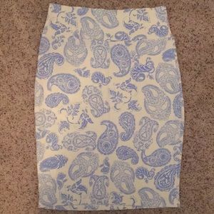LuLaRoe Paisley Cassie M